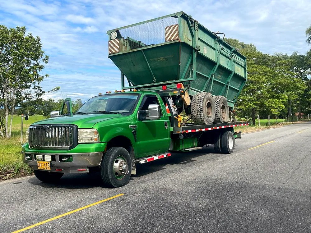 Transporte de contenedor en carretera